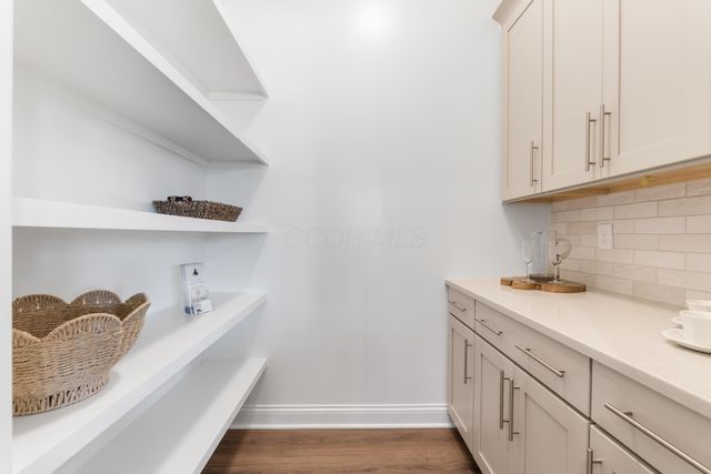 4211 Laguna Loop, Lewis Center, OH 43035