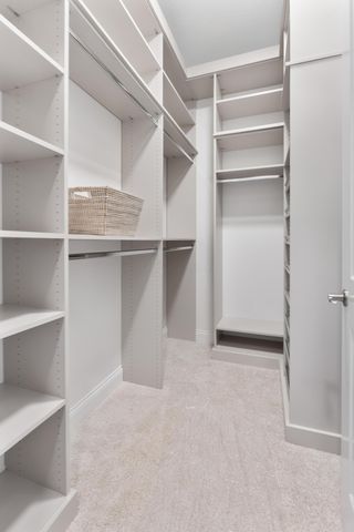 4211 Laguna Loop, Lewis Center, OH 43035