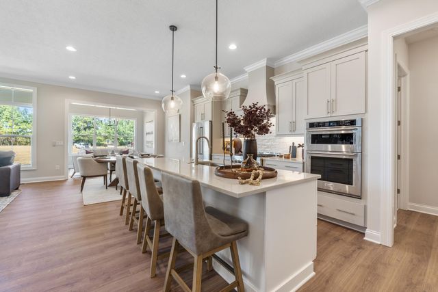 4211 Laguna Loop, Lewis Center, OH 43035