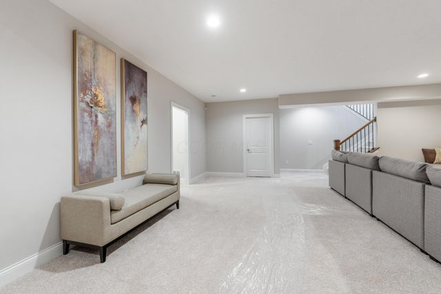 4211 Laguna Loop, Lewis Center, OH 43035