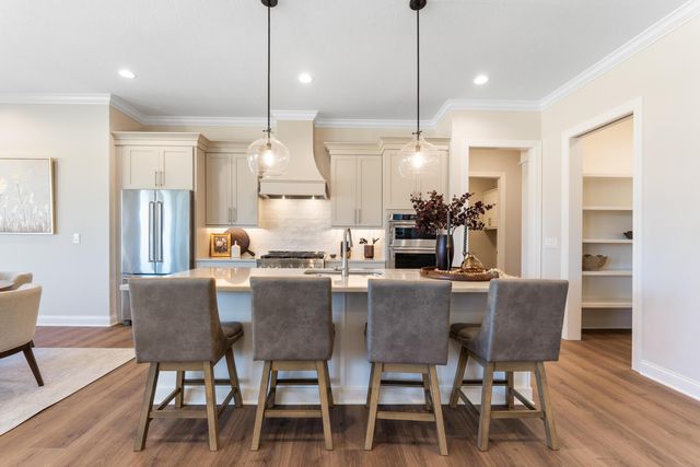 4211 Laguna Loop, Lewis Center, OH 43035