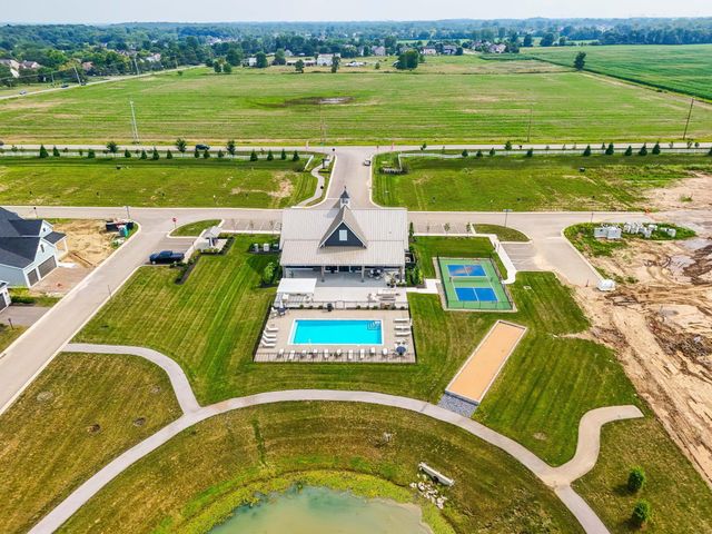 4211 Laguna Loop, Lewis Center, OH 43035