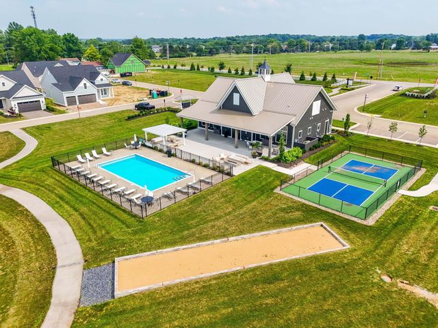 4211 Laguna Loop, Lewis Center, OH 43035