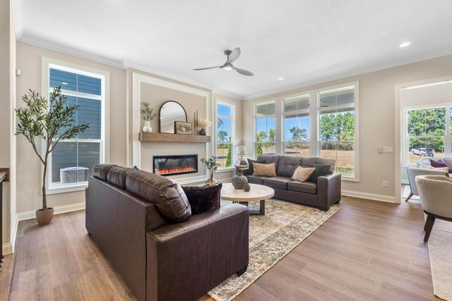 4211 Laguna Loop, Lewis Center, OH 43035