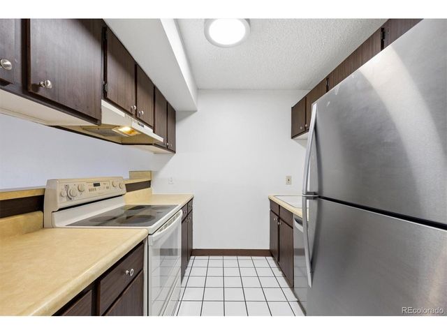 2707 Valmont Rd 312D, Boulder, CO 80304