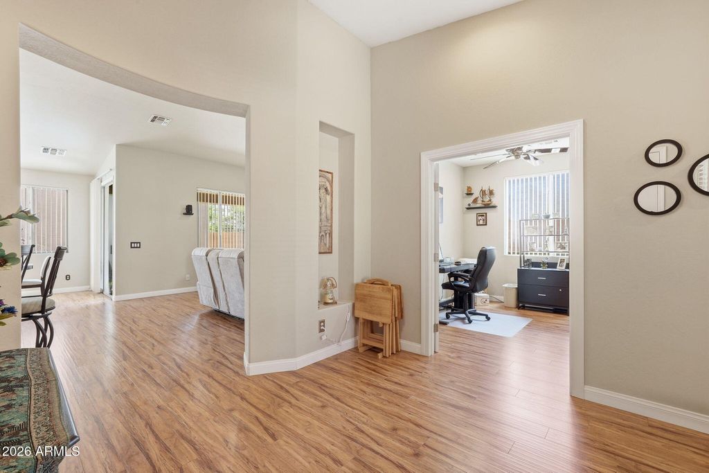 2225 W HARWELL Road, Phoenix, AZ 85041 — photo 4