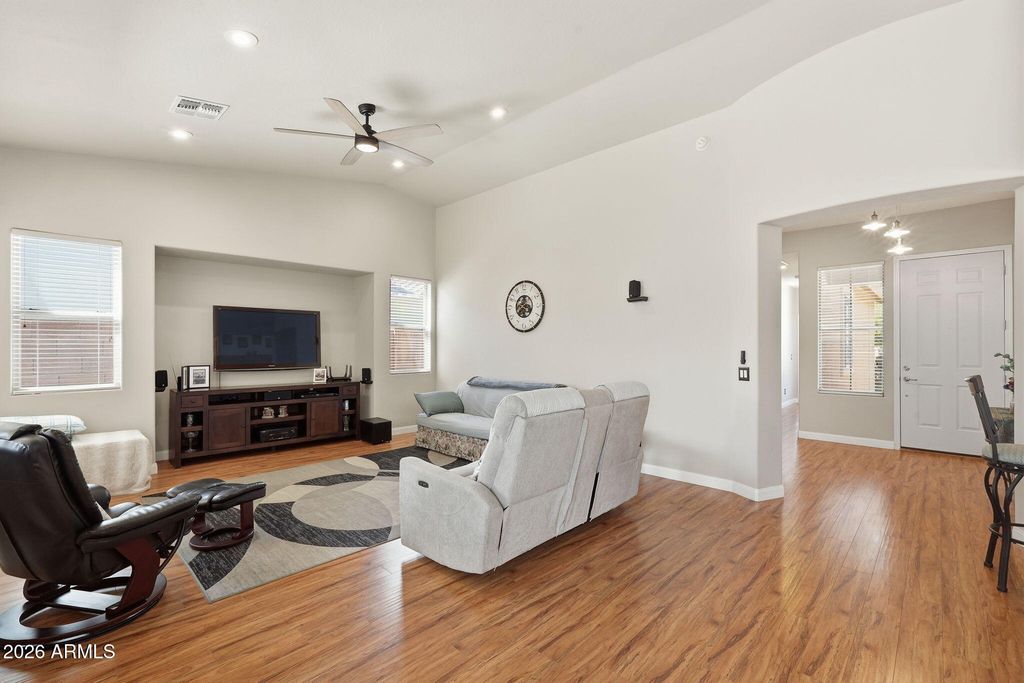 2225 W HARWELL Road, Phoenix, AZ 85041 — photo 5