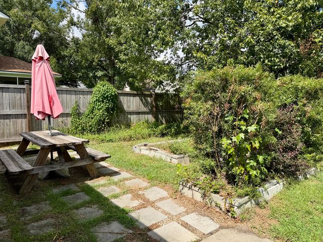 8573 S Waccamaw Court, North Charleston, SC 29406