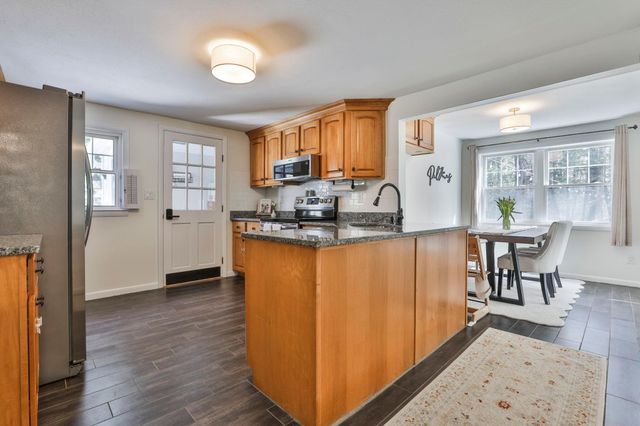 42 Dublin Avenue, Nashua, NH 03063