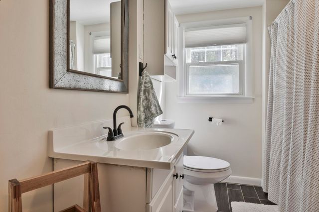 42 Dublin Avenue, Nashua, NH 03063