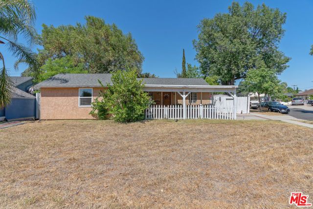 17503 Runnymede Street, Los Angeles, CA 91406