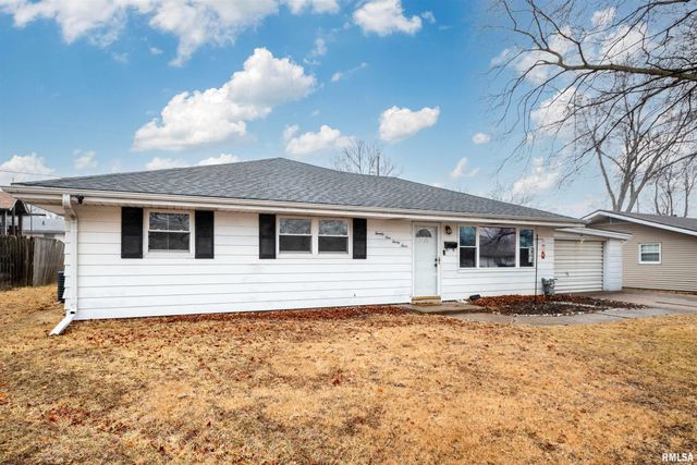 2133 N WELLINGTON Drive, Peoria, IL 61604