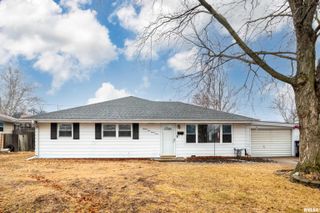 2133 N WELLINGTON Drive, Peoria, IL 61604