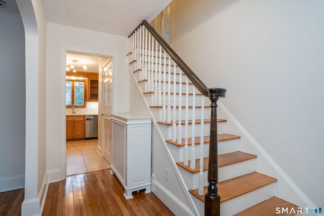 225 Auburn Road, West Hartford, CT 06119