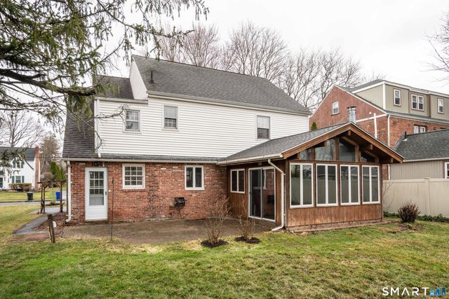 225 Auburn Road, West Hartford, CT 06119