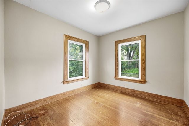1008 Daniels Street NE, Cedar Rapids, IA 52402