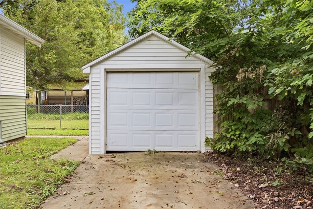 1008 Daniels Street NE, Cedar Rapids, IA 52402