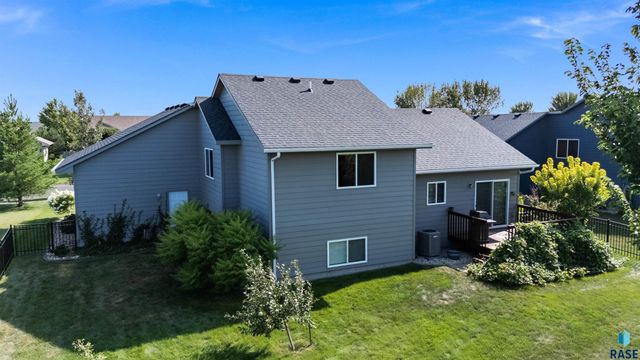 616 St Gregory St Street, Harrisburg, SD 57032