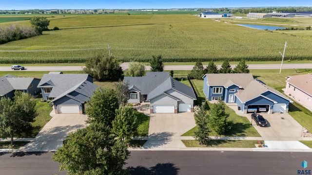 616 St Gregory St Street, Harrisburg, SD 57032