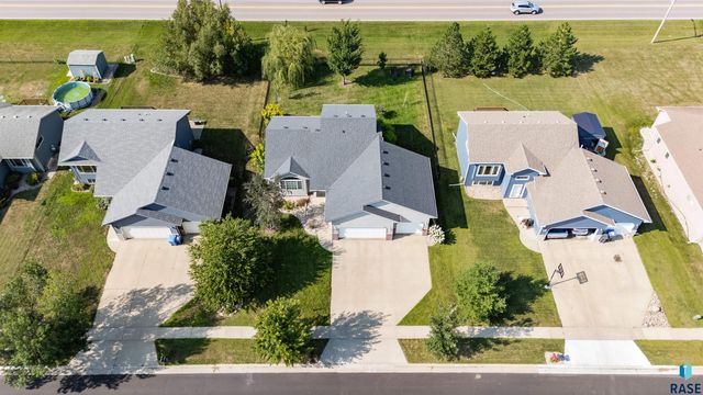 616 St Gregory St Street, Harrisburg, SD 57032