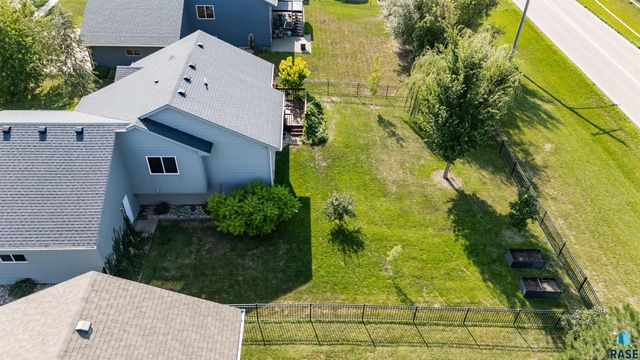 616 St Gregory St Street, Harrisburg, SD 57032