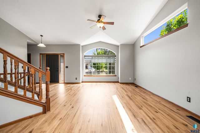 616 St Gregory St Street, Harrisburg, SD 57032