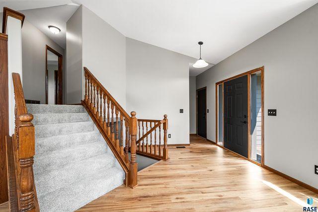616 St Gregory St Street, Harrisburg, SD 57032