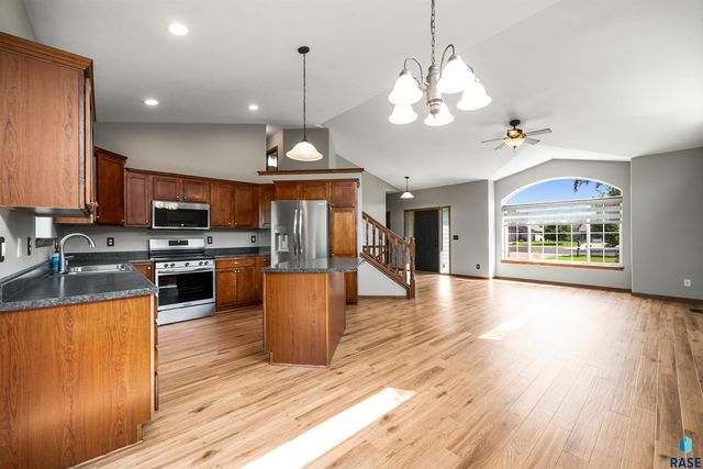 616 St Gregory St Street, Harrisburg, SD 57032