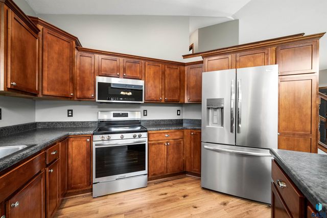 616 St Gregory St Street, Harrisburg, SD 57032