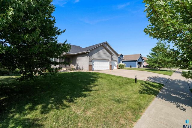 616 St Gregory St Street, Harrisburg, SD 57032
