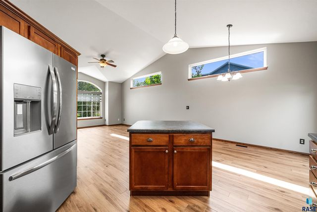 616 St Gregory St Street, Harrisburg, SD 57032