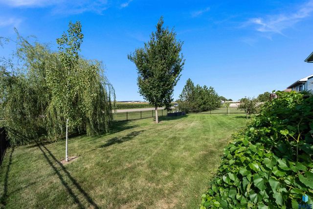 616 St Gregory St Street, Harrisburg, SD 57032