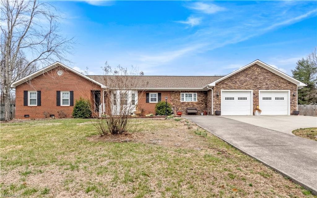 140 Sloan Drive, Winston-salem, NC 27103