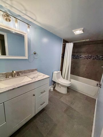 1611 16th Way, West Palm Beach, FL 33407