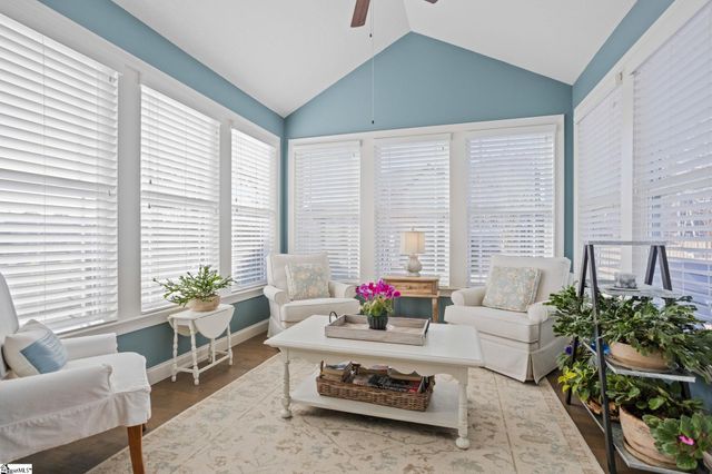 323 Holly Oaks Lane, Inman, SC 29349