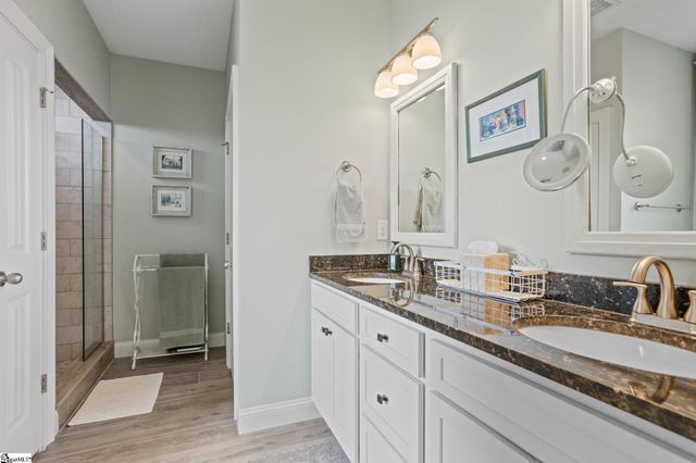 323 Holly Oaks Lane, Inman, SC 29349