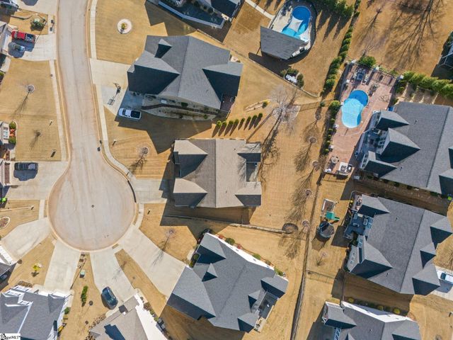 323 Holly Oaks Lane, Inman, SC 29349