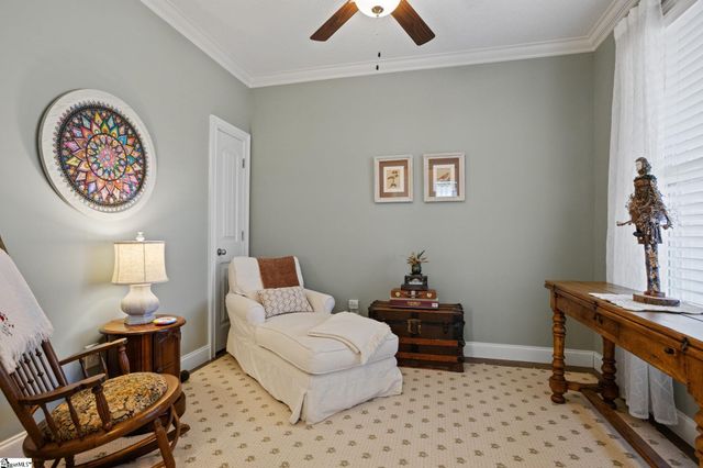 323 Holly Oaks Lane, Inman, SC 29349