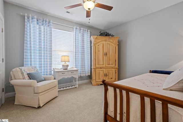 323 Holly Oaks Lane, Inman, SC 29349