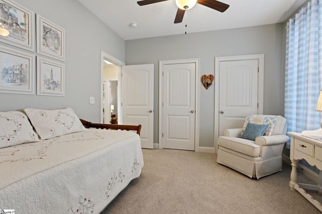 323 Holly Oaks Lane, Inman, SC 29349