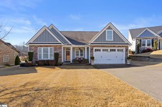 323 Holly Oaks Lane, Inman, SC 29349