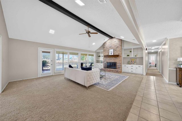 119 Williamsburg Lane, Bullard, TX 75757