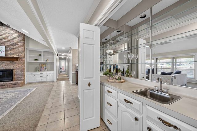 119 Williamsburg Lane, Bullard, TX 75757