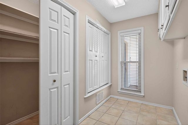 119 Williamsburg Lane, Bullard, TX 75757