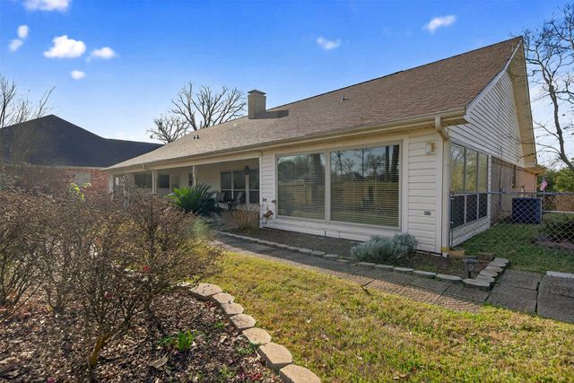 119 Williamsburg Lane, Bullard, TX 75757