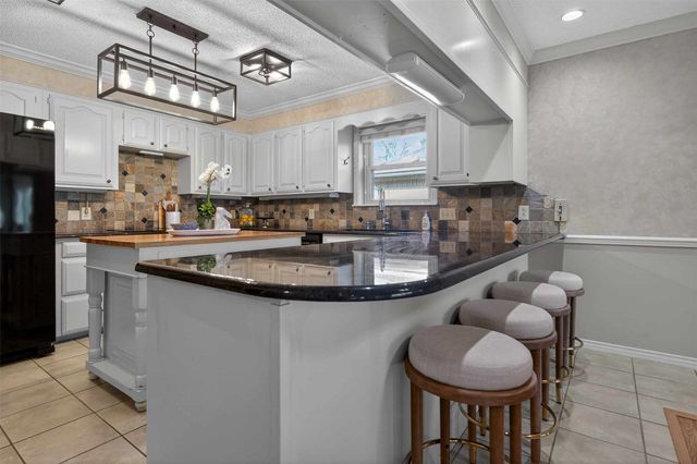 119 Williamsburg Lane, Bullard, TX 75757