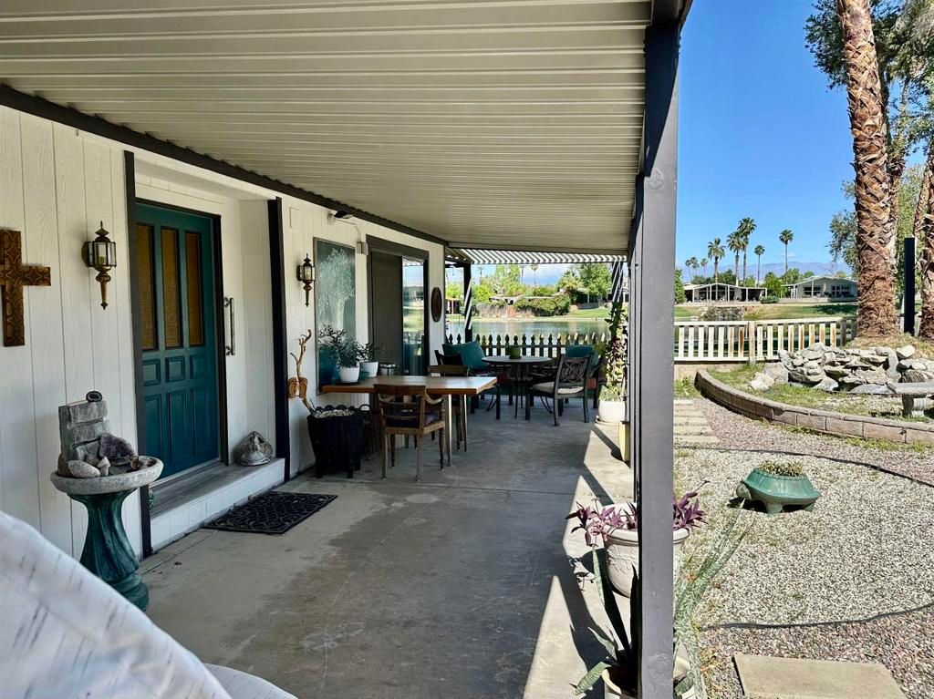 Image 12 of property listing at 73450 Country Club Drive 153, Palm Desert, CA 92260