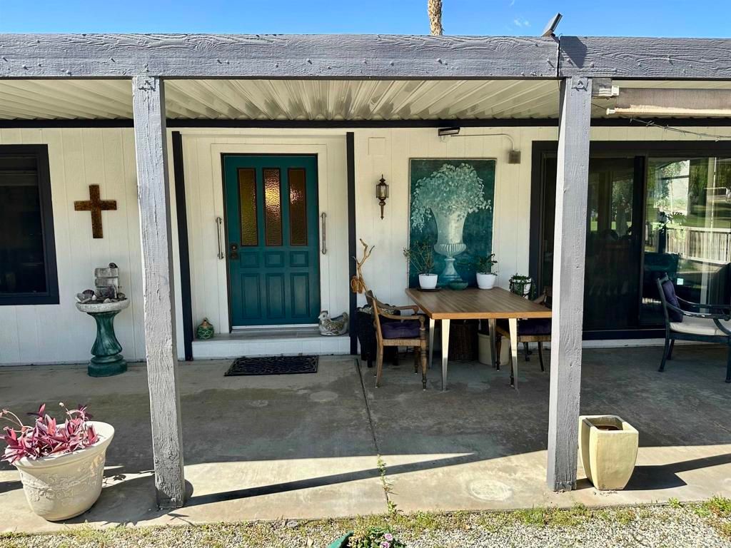 Image 13 of property listing at 73450 Country Club Drive 153, Palm Desert, CA 92260