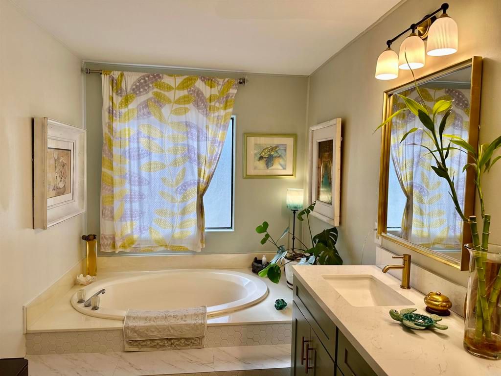 Image 32 of property listing at 73450 Country Club Drive 153, Palm Desert, CA 92260