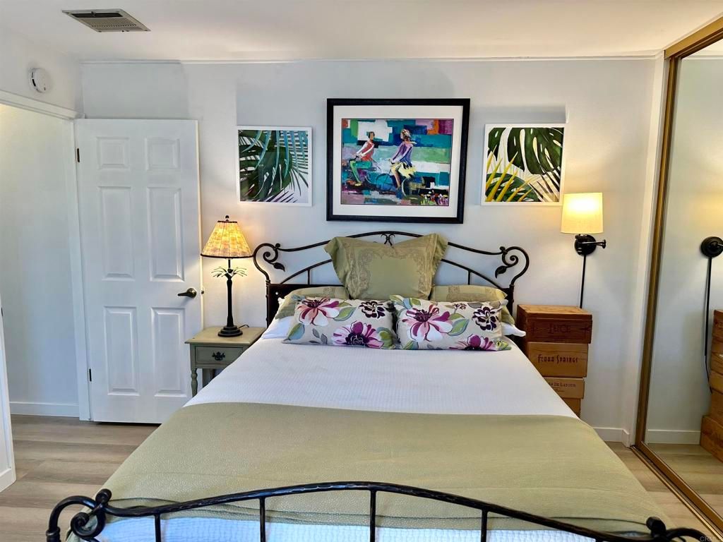 Image 35 of property listing at 73450 Country Club Drive 153, Palm Desert, CA 92260